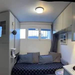 17 Cosy Et Calme Au Dessus Du Vieux Port France