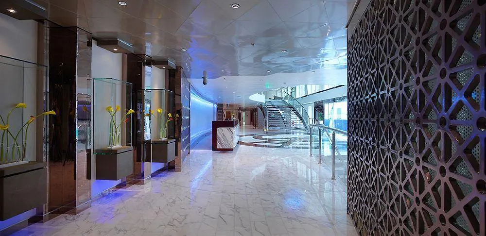 Sunborn Gibraltar Hotel 5*,
