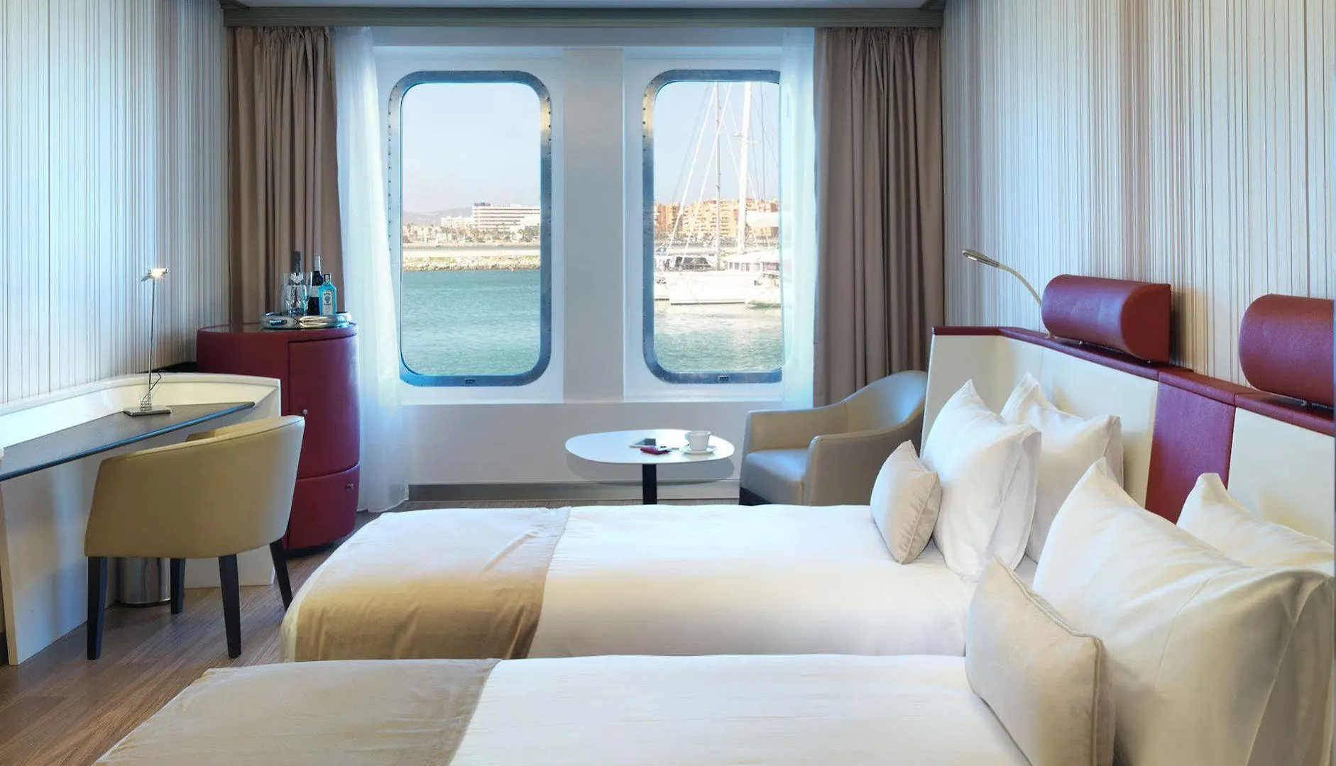 Sunborn Gibraltar Hotel 5*,