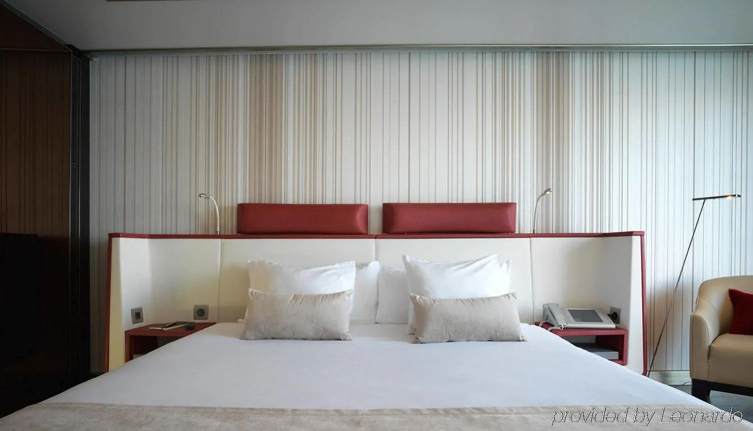 Sunborn Gibraltar Hotel 5*,  Gibraltar